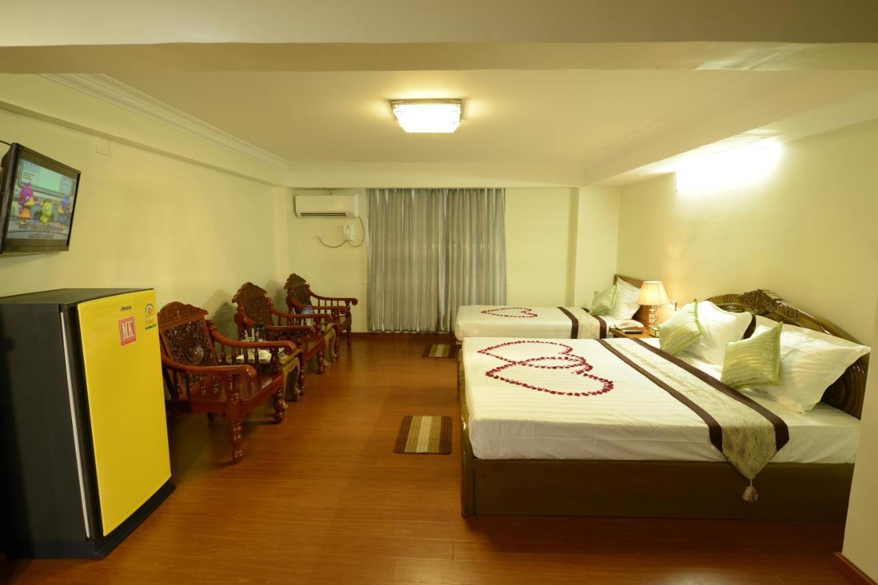Win Star Hotel Mandalay Esterno foto