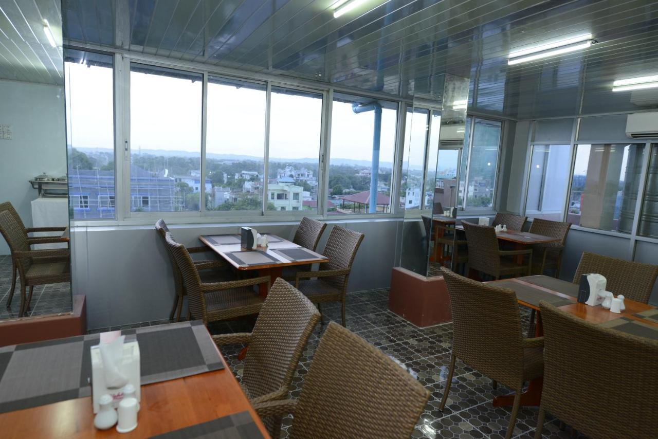 Win Star Hotel Mandalay Esterno foto
