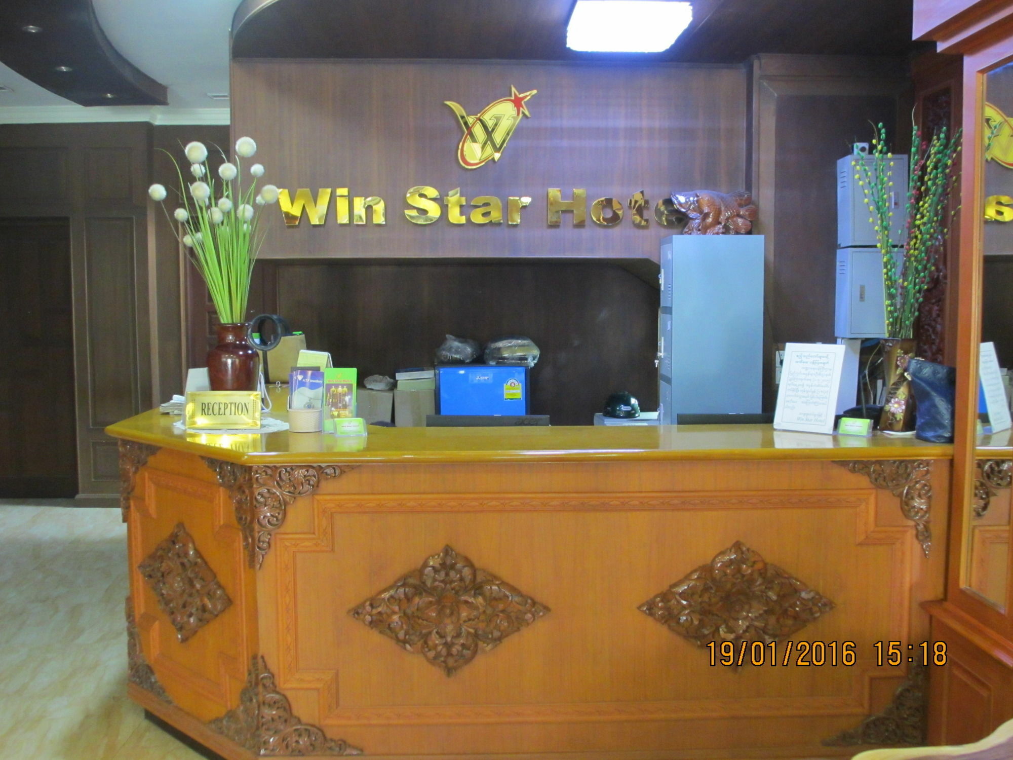 Win Star Hotel Mandalay Esterno foto