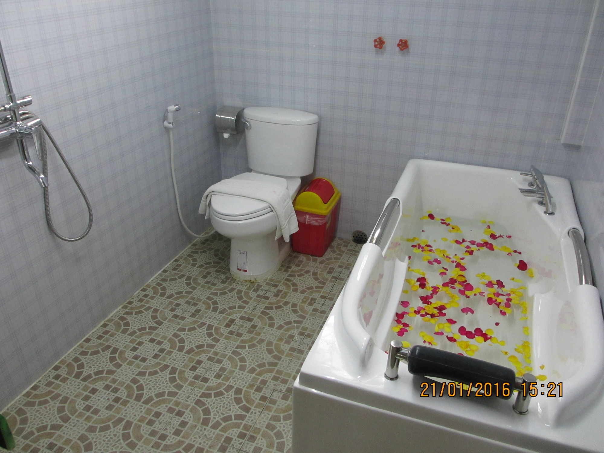 Win Star Hotel Mandalay Esterno foto